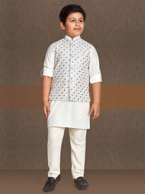 Boys Sophisticated Bandi Kurta Set in Cream – Suvidha Fashion