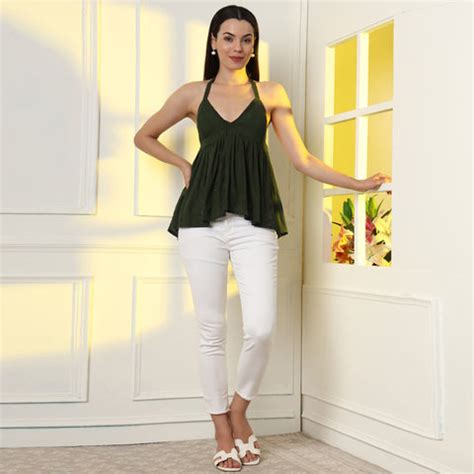 Cotton Halter Neck Tops - Versatile Style Guide & Trends at Lady Baazar