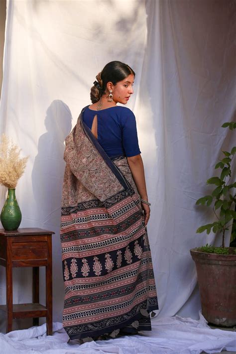 Mati Rang Cotton Saree – Gray and Green Store