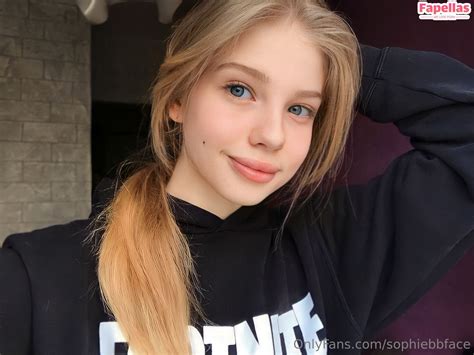 sophiebaverstock aka sophiebbface Nude Leaks OnlyFans - Fapellas
