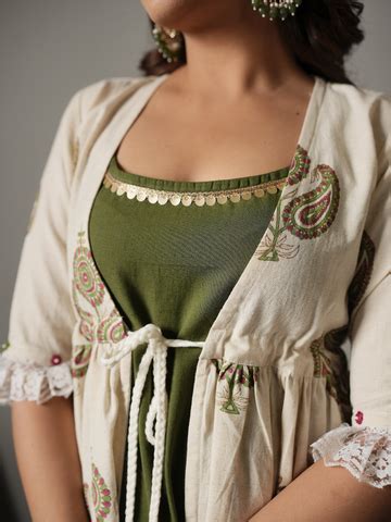 GREEN INNER WITH BLOCK PRINT COTTON SHRUG DRESS – Label16