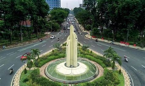 Pointed Bamboo Monument - Reviews, Photos - Monumen Bambu Runcing ...