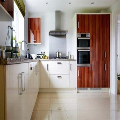 Indian Traditional L-Shaped Kitchen Design with Bronze Cabinets