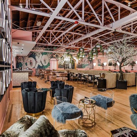 Xoxo Dining Room Dallas Photos: Elegant Interiors Captured in Stunning ...