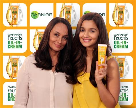 Alia Bhatt and Soni Razdan at Garnier Fructis Oil-In-Cream Launch ...