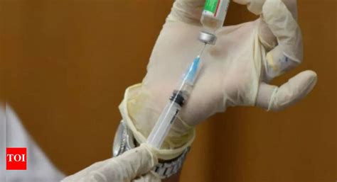 Covid-19: Health department: 7 of 10 districts cautioned conduct below ...