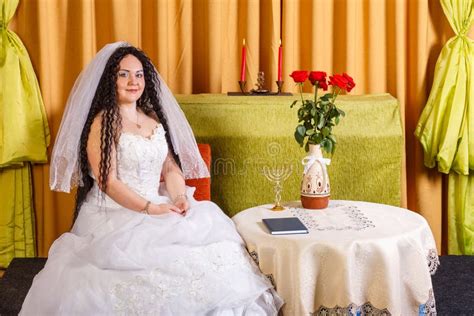 Jewish Wedding Bride 的图像结果