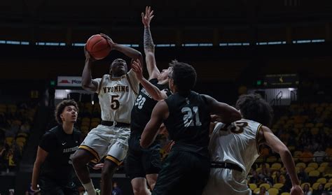 Wyoming defends home streak, extends record to 7–2 in win over ...