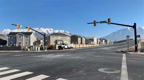 Vineyard Center Street Overpass