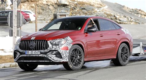 Mercedes-AMG GLE 53 e GLE 53 Coupé, ecco le foto spia del nuovo Facelift - News - Automoto.it