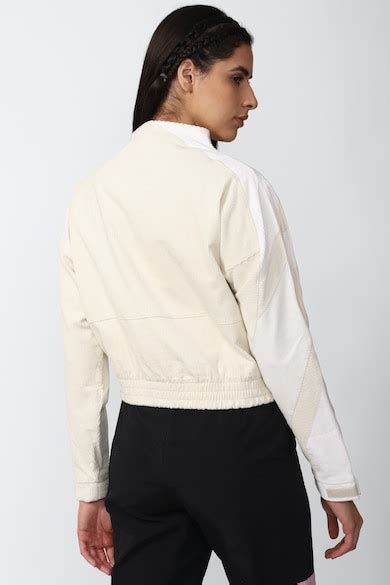 Reebok India Official | Reebok Women Tracktop Online at reebok.abfrl.in