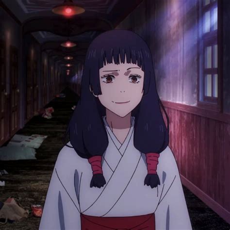 How Old Is Utahime