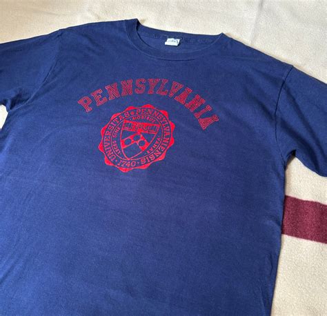 【ARTEX body】UNIVERSITY OF PENNSYLVANIA Flock Print T-shirt 【70-80s ...