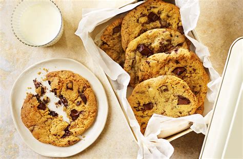 Crispy-But-Chewy Choc-Chip Cookies Recipe | Tesco Real Food
