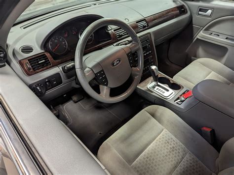 2006 FORD Five Hundred – Used Cars Winnipeg