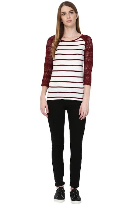 Maroon Textured Casual Three-Quarter Sleeves Round Neck Women Relaxed ...