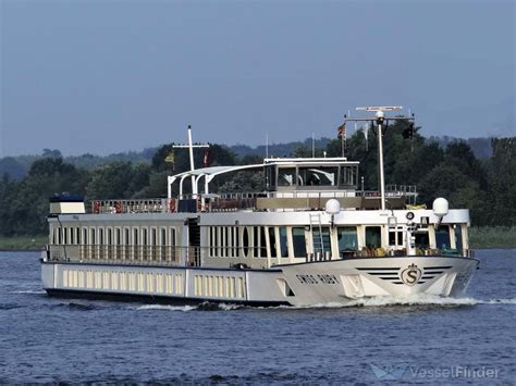SWISS RUBY, Inland Passenger - Details and current position - IMO ...