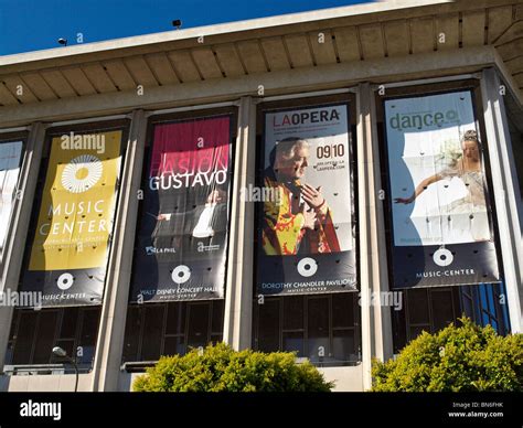 Los Angeles Music Center Dorothy Chandler Pavilion Stock Photo - Alamy