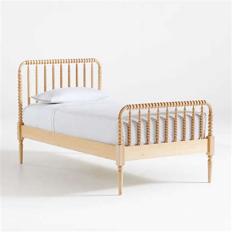 Wood Beds | Crate & Barrel