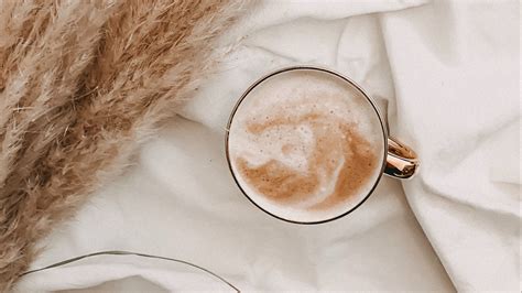 Download wallpaper 1920x1080 cup, coffee, ears, pendants, jewelry, gold ...