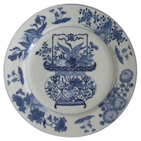 Kangxi Mark and period Chinese Plate Porcelain Blue and White flower ...