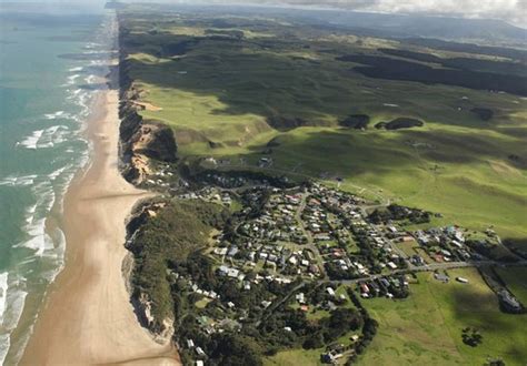 BAYLYS BEACH HOLIDAY PARK (Dargaville, North Island, New Zealand ...