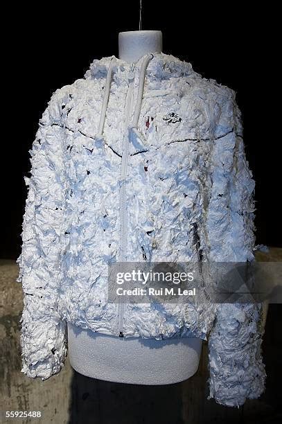 Suit Jacket Paper Box Design 的图像结果