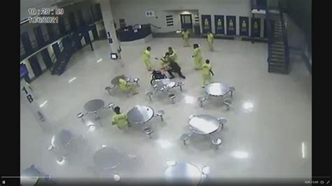 Knox County inmate charged in October 2021 attack on officer | wbir.com