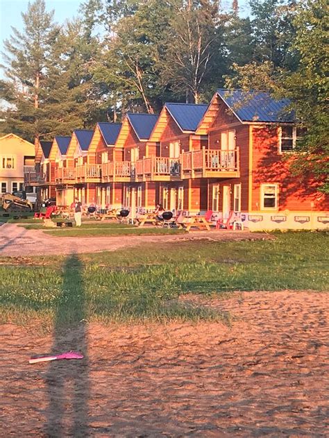 PETER'S 4TH LAKE COTTAGES (Inlet) - Cottage Reviews & Photos - Tripadvisor