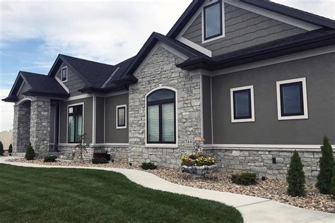 2023 Stone Veneer Siding Installation Costs & Prices
