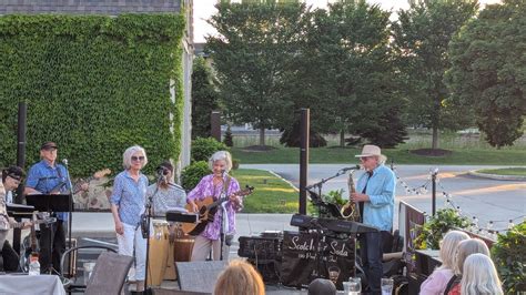 Clubhouse Northshore, Congregation Shalom: 7630 N Santa Monica Blvd Fox ...