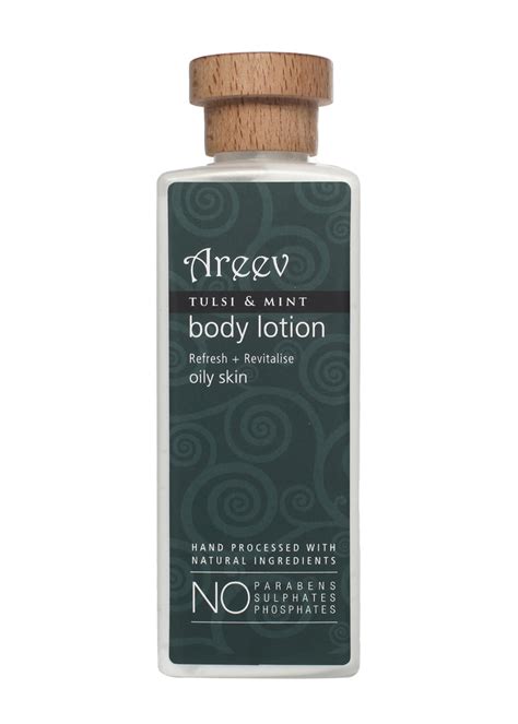 Get Tulsi & Mint Face Quench (300ml) at ₹ 1100 | LBB Shop