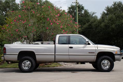 Used 1996 Dodge Ram Pickup 2500 Laramie SLT For Sale ($18,995) | Select Jeeps Inc. Stock #106298