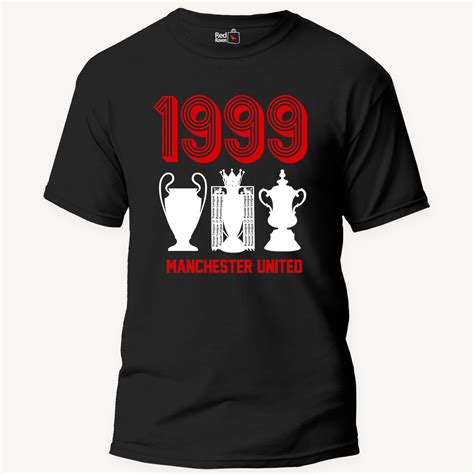 Manchester United 1999 Treble Football - Unisex T-Shirt – Red Raven Store