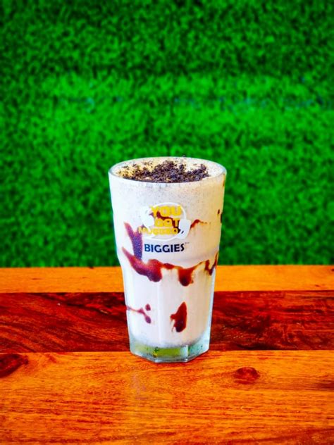 Check Out This Yummiest Tiramisu Shake! | LBB