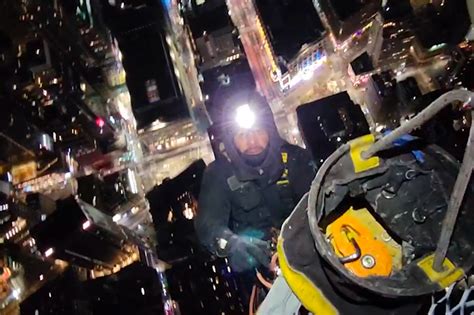 POV video atop the Empire State Building spire (Video) | New York Post