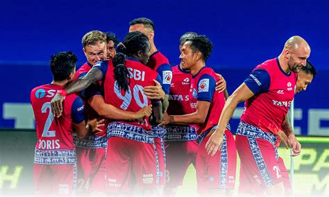 Jamshedpur FC climbs to the second spot with an emphatic win over ...