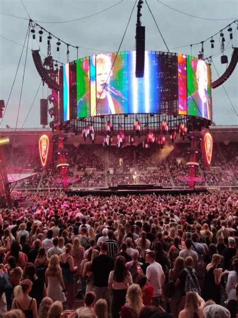 Elokuu 2022 toi mukanaan matkan ja vaaratilanteen - Pietar.in