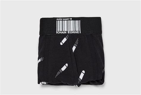 6 Quirky Boxer Briefs To Wear On The Third Date That Will Make Her Laugh