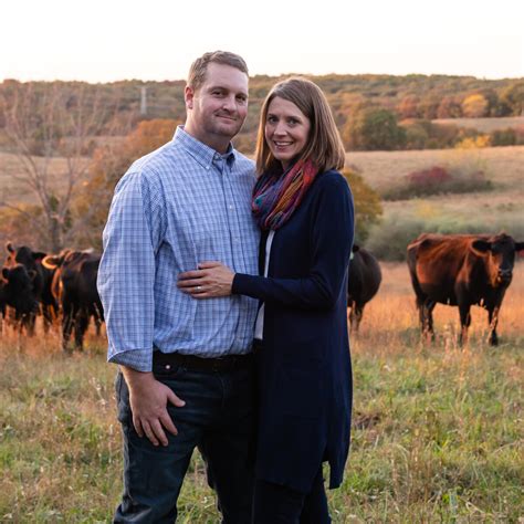 What is cud and why do cows chew it? (video) - Clover Meadows Beef