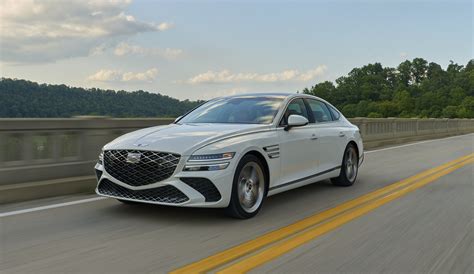 Best Luxury Sedans in 2026 | CARFAX