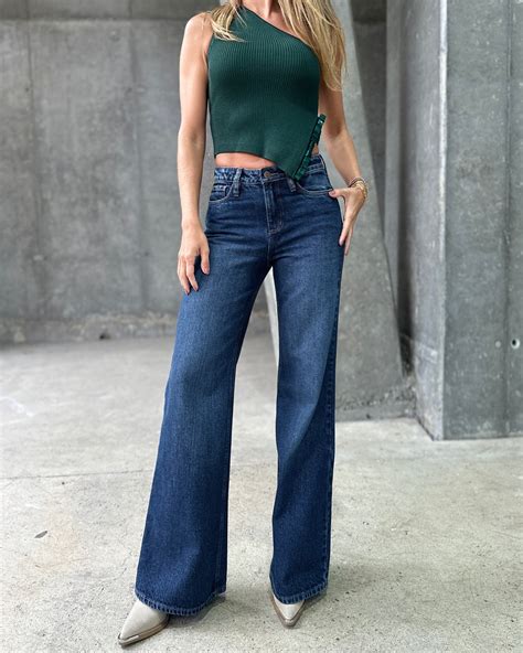 LOLA • Jeans | 𝗣𝗥𝗘𝗖𝗜𝗢: $𝟭𝟮𝟵.𝟬𝟬𝟬 / 𝗨𝗦 $𝟰𝟵.𝟵 Este jean es todo lo que necesitaba para hoy ! 💙 Ref ...