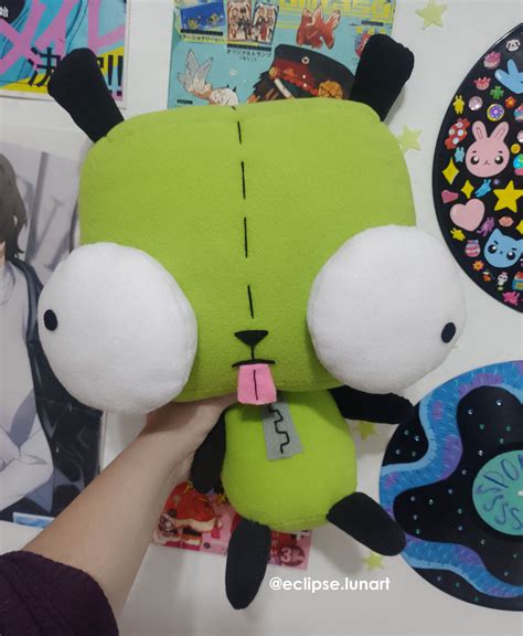 INVADER ZIM - GIR PLUSH MADE BY ME | Cute sewing projects, Plush ...