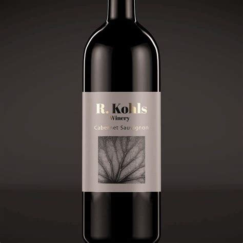 Entry #572 by osaenzdgc for Winery Logo & Bottle Design using logo for ...