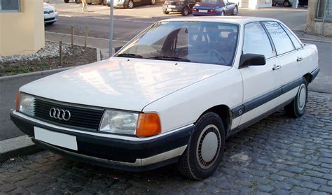 Audi 100 CC: Photos, Reviews, News, Specs, Buy car