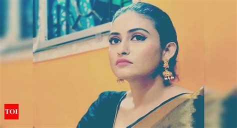 Situation of artists might appear glossy from outside but the reality ...