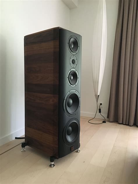 Beautiful 3-way and double vented audiophile DIY speakers. Made of ...