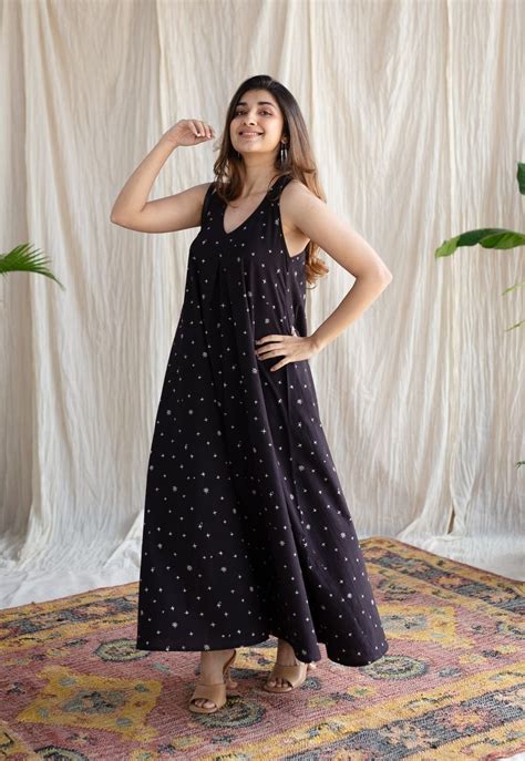 Indian Ethnic Women's Ditya Ajrakh Cotton Dress – THE INDIAN ETHNIC CO.