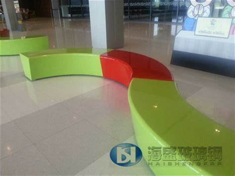 海盛玻璃钢坐凳服务云南昆明商场百万顾客 - 深圳市海盛玻璃钢有限公司