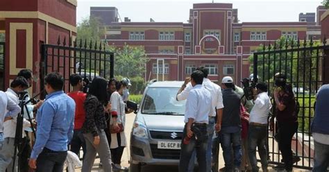 Headlines: CBI gets custody of Class 11 student in Ryan school murder ...